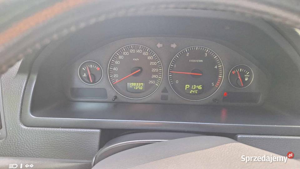 Sprzedam Volvo xc90 24 diesel d5 4x4 suv Hermanowa