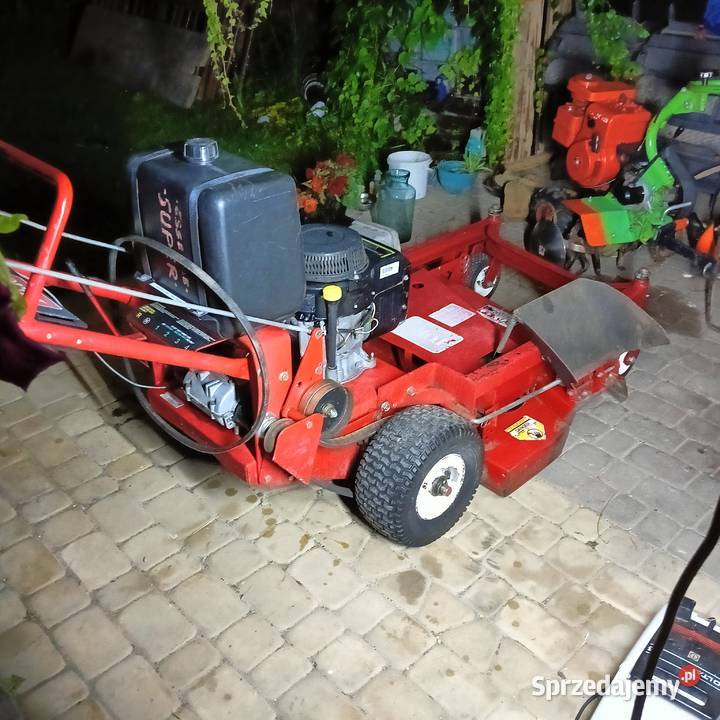 Toro kosiarka mini na Kawasaki 90