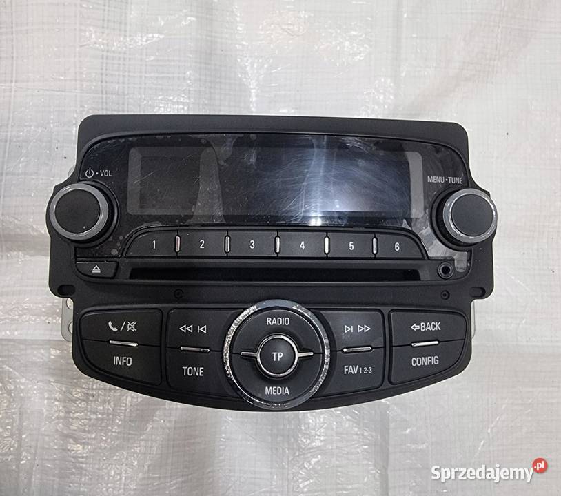 Radio z odtwarzaczem CD Opel CORSA E 39012675