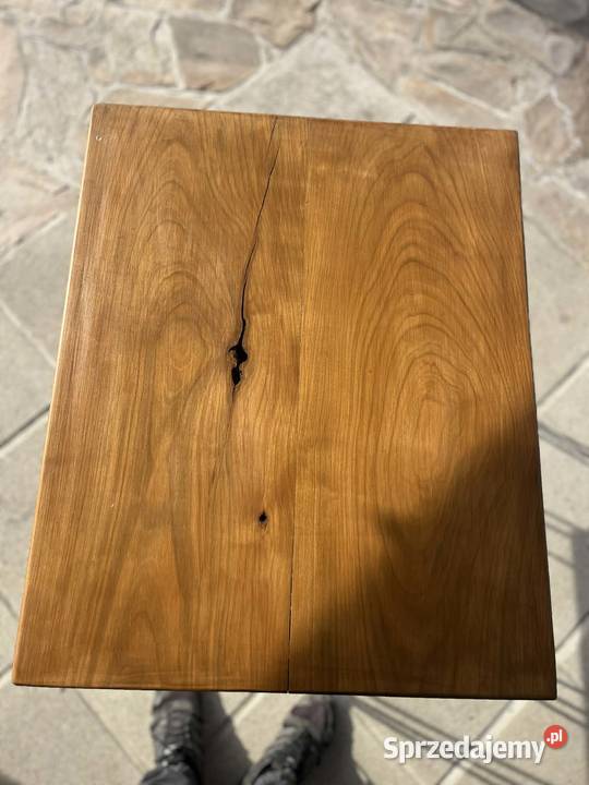 Stolik kawowy stojak na wino Łękawica