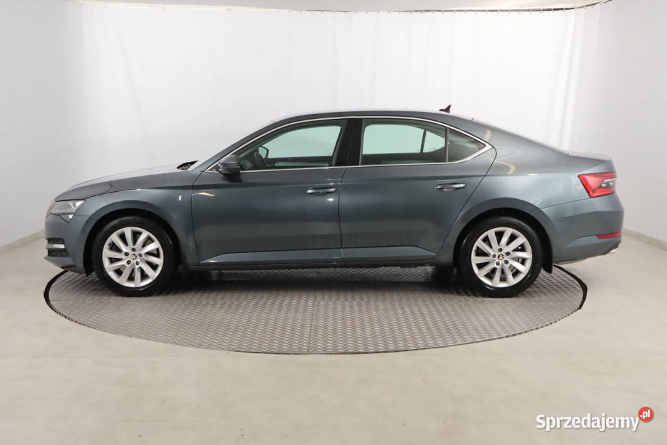 Skoda Superb 20 TSI Superb Škoda Zabrze