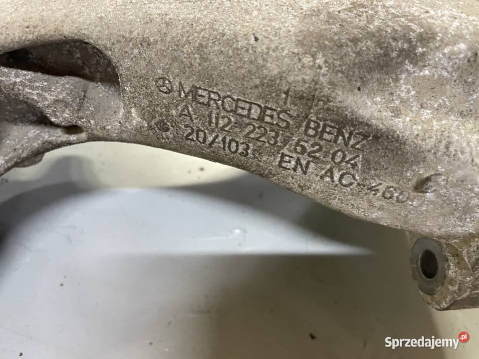 łapa A1122235204 4matic mercedes 26 v6 benzyna Jelcz-Laskowice
