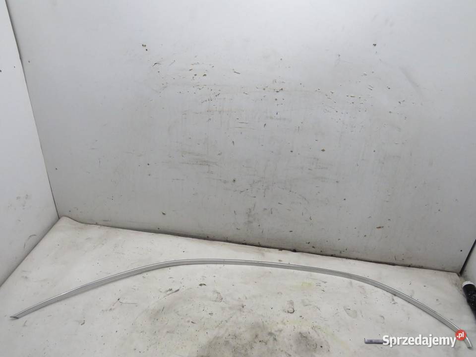 LISTWA DACHOWA LEWA CHROM SEDAN MERCEDES W204