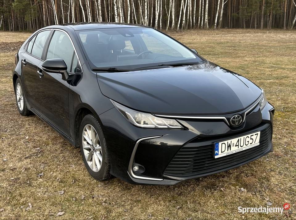 Toyota Corolla 16 132 LPG 2020 radio łódzkie Ozorków