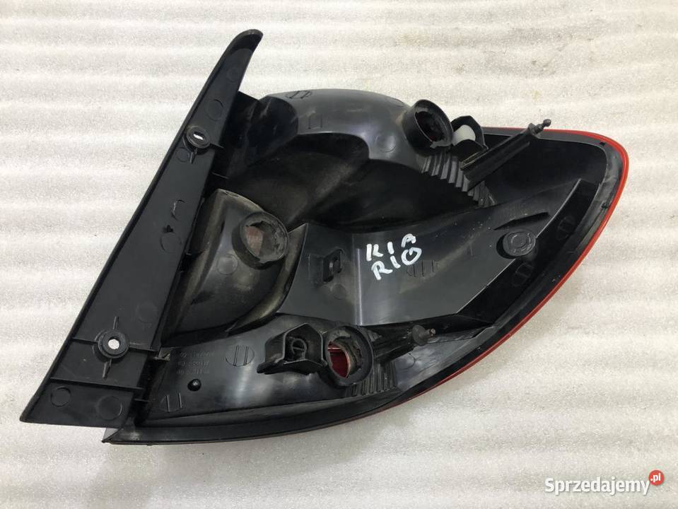 LAMPA LEWY TYŁ KIA RIO I