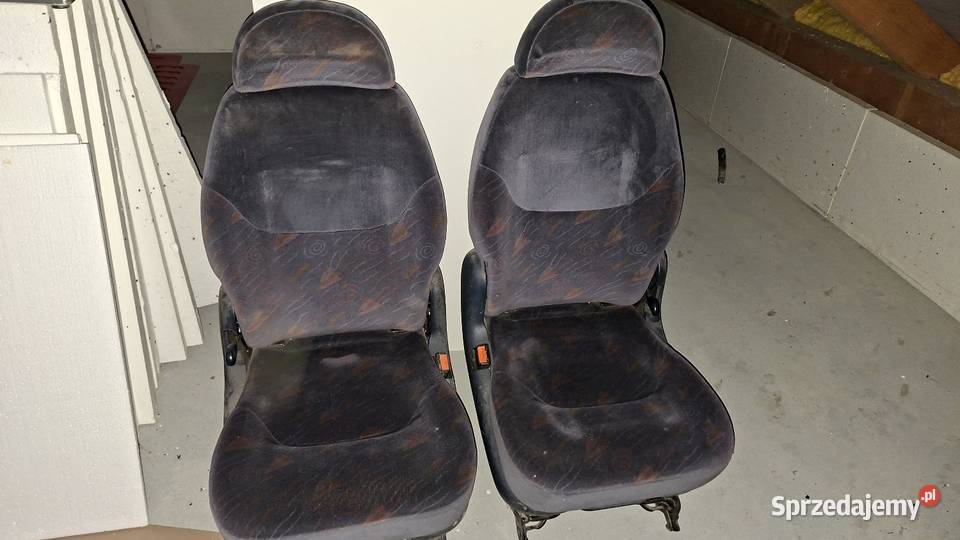 Fotele samochodowe seat alhambra 2000r Dębica