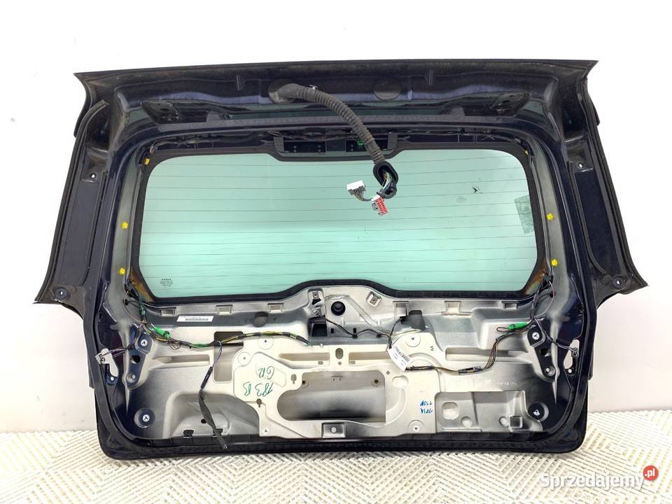 KLAPA TYŁ VOLVO V70 III Kombi 0716 CZARNY TYLNA podkarpackie sprzedam