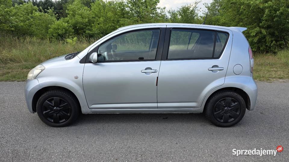 Daihatsu Sirion 13 benz klima ABS Sirion śląskie Gliwice