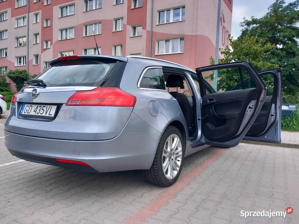 Opel Insignia 2009r niski przebieg 124 bagażnik 140KM Gdańsk