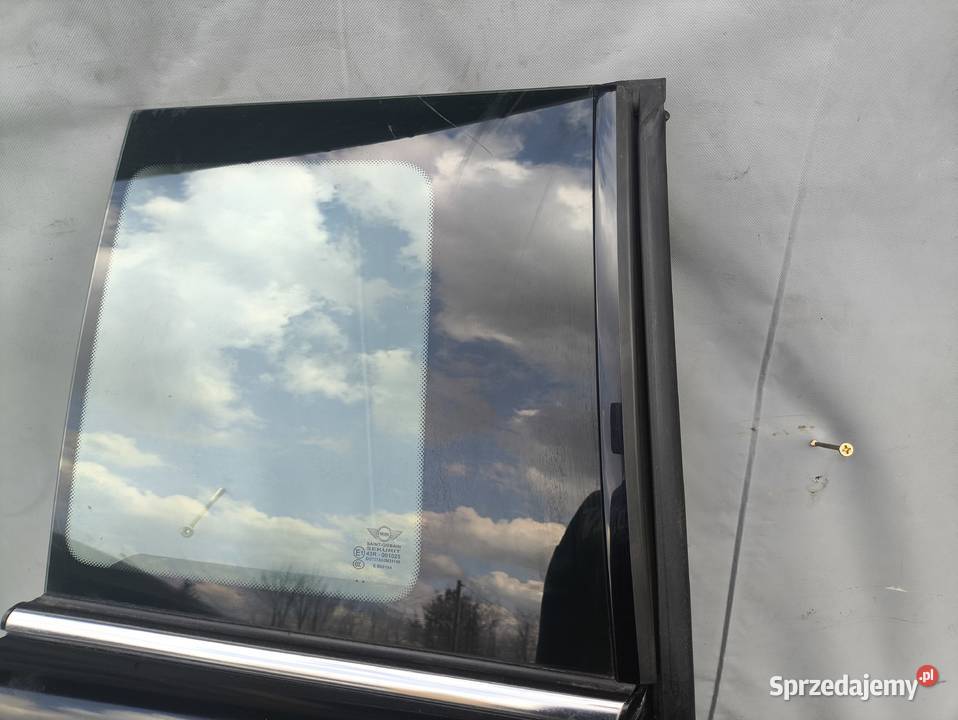 MINI COOPER ONE R55 DRZWI TYLNE PRAWE KOMPLETNE Radom