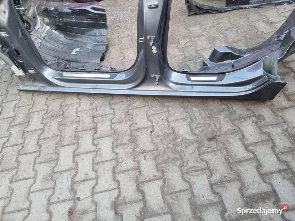 Próg lewy słupek Audi a5 sportback 8t Kraków sprzedam