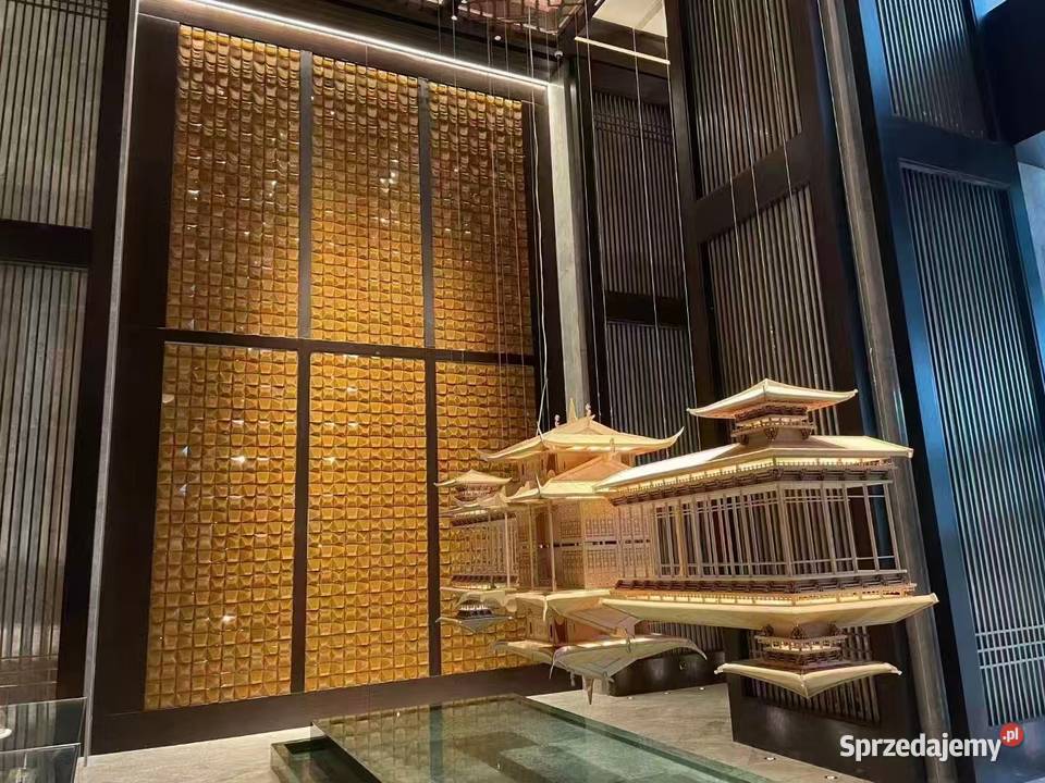 Cegła szklanaLuksery Cegły szklane Pustaki Sztukateria, dekoracja sufitu wielkopolskie Łopienno