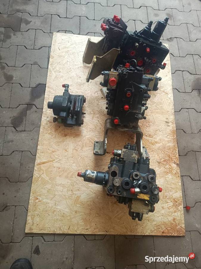 Volvo L70 F zawór rozdzielacz hydrauliczny Staszów