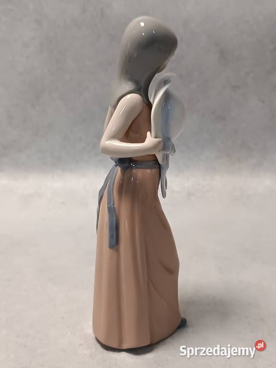 LLADRO 5007 Bashful Dziewczyna z kapeluszem Antyki, Sztuka, Kolekcje Stargard