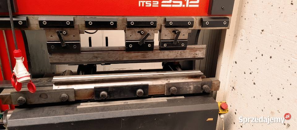 Prasa krawędziowa Amada 25 T Poddębice