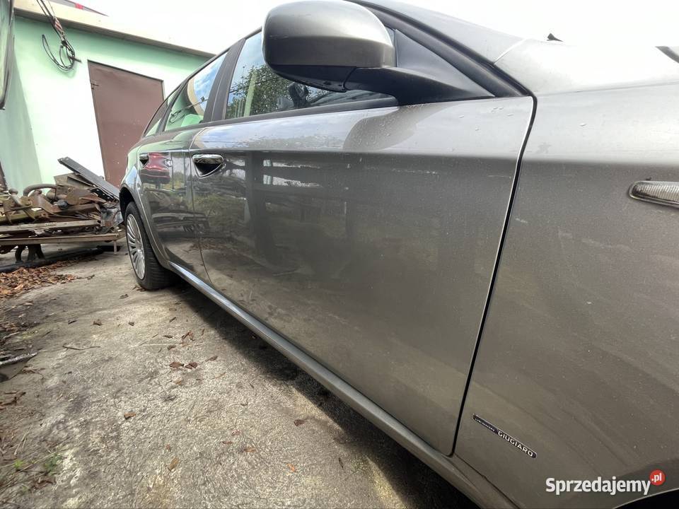 Alfa Romeo 159 drzwi prawelewe przódtył Drzwi Ropczyce
