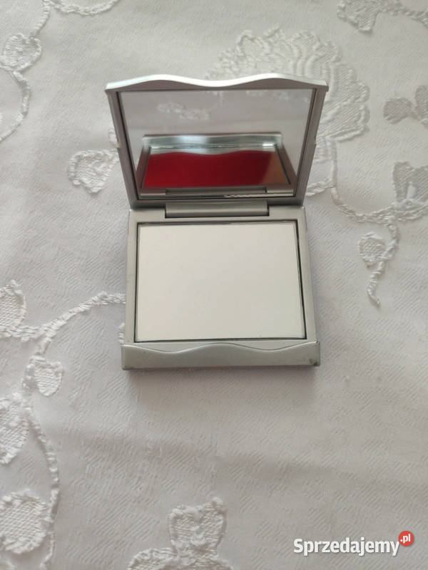 Zestaw pędzli do makijażu z lusterkiem sprzedam