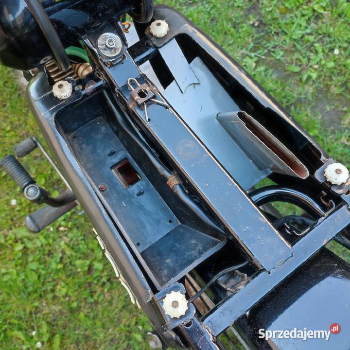 Motocykl WSK M06 B3 z października 1985 100 Łazy