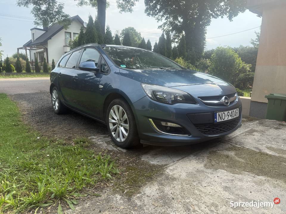 Astra j 14 turbo 120 2013r autoalarm Olsztyn