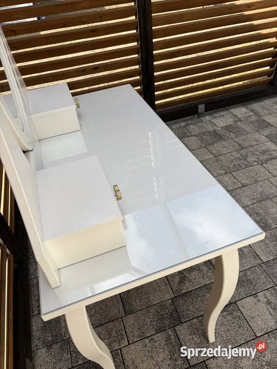 Toaletka z lustrem IKEA HEMNES stan idealny Góra Bałdrzychowska-Kolonia