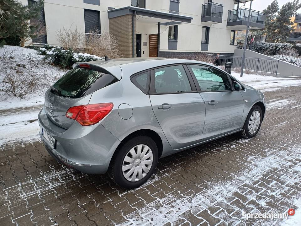Opel Astra J LIFT 14 T Navi DUŻYM SERWISIE 5 Zarejestrowany w Polsce Toruń