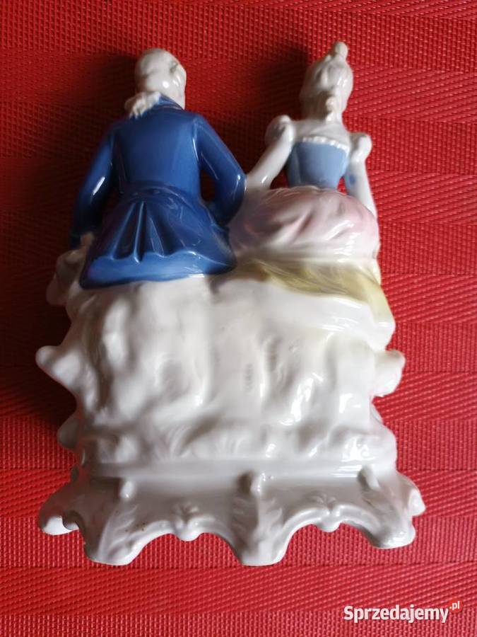 Figurka z porcelany szkliwnej RUDOLSTADTTURYNGIA łódzkie Aleksandrów Łódzki