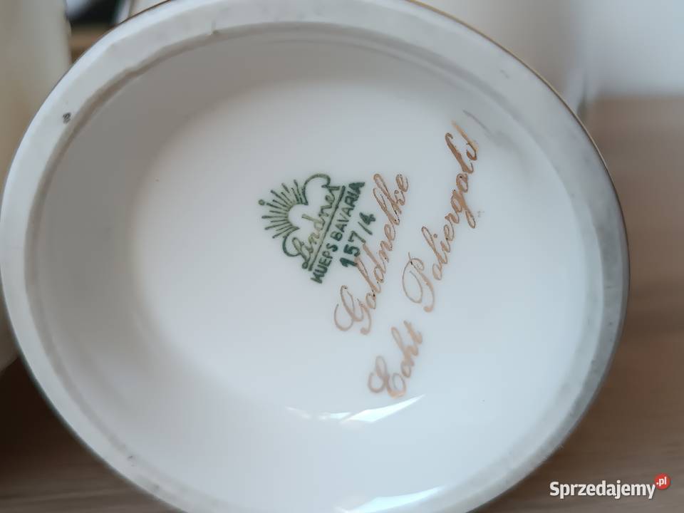 Piękne porcelanowe wazony