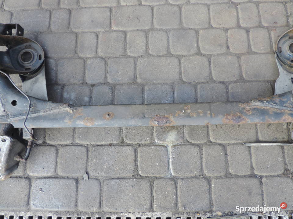 BELKA ZAWIESZENIA TYŁ AUDI A3 8L Belki zawieszenia