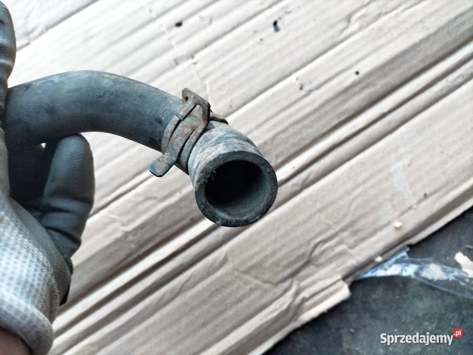WĄŻ WODNY POMPY WODY AUDI 80 B4 A6 C4 osobowe Kamień-Kolonia