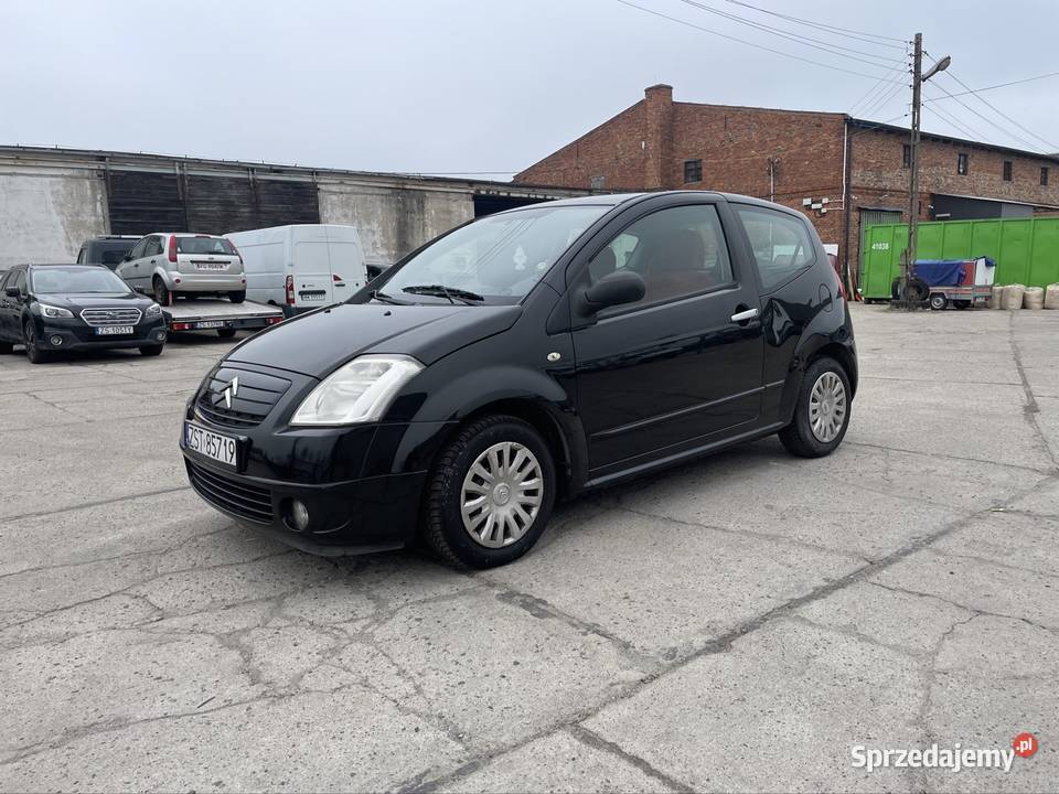 Wynajem wypożyczalnia aut oferuje Citroen c2