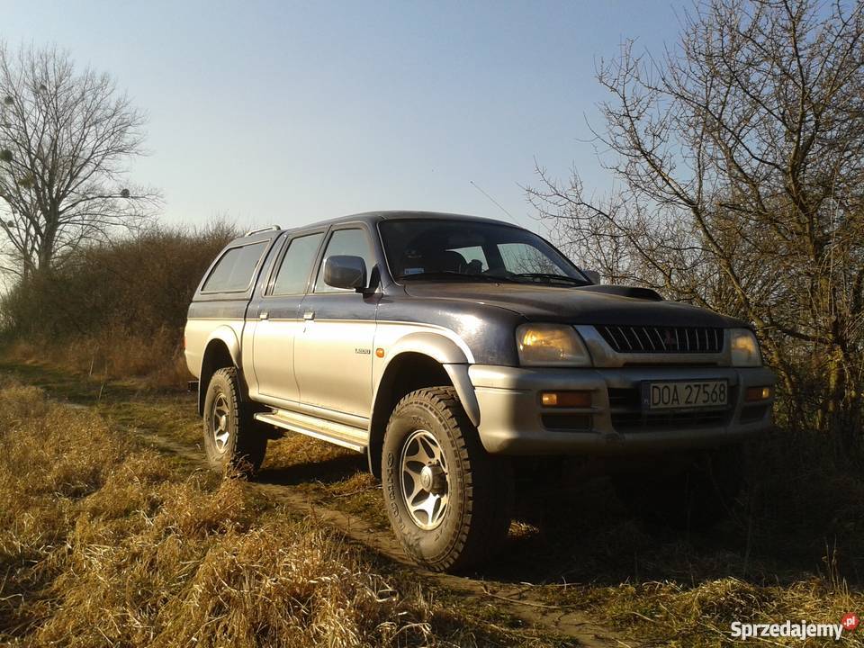 MITSUBISHI L200 Z ZABUDOWĄ Domaniów