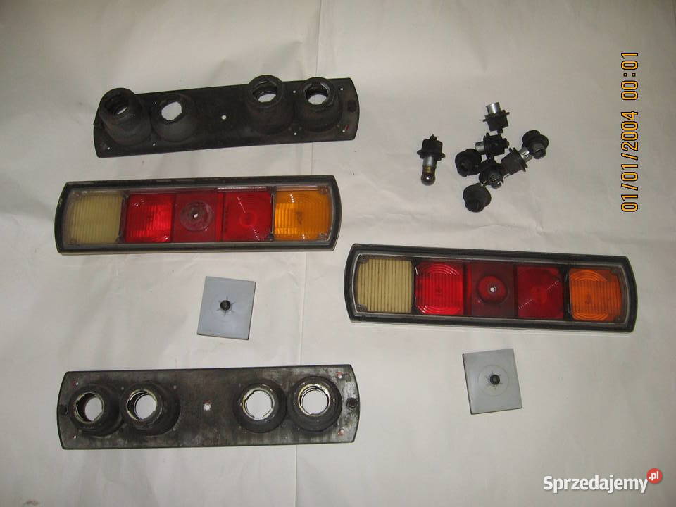 SKODA 100 stare lampy tył Lampa auto PRL osobowe Lampy tylne Przemyśl