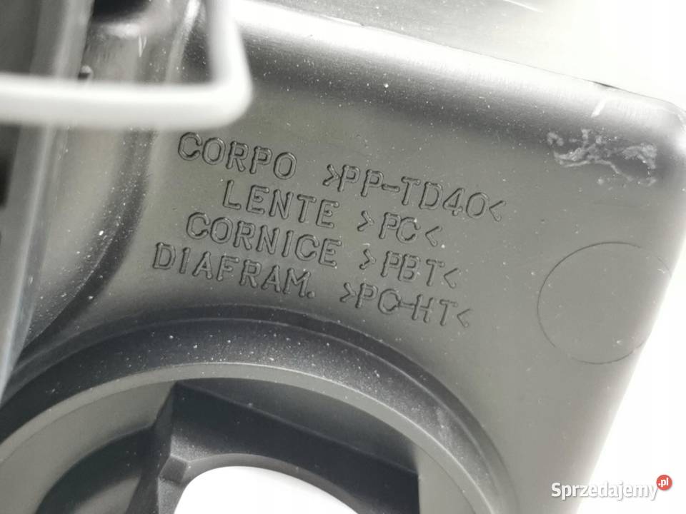 LAMPA LEWY PRZÓD CITROEN C3 PLURIEL 2003 MAGNETI Oświetlenie