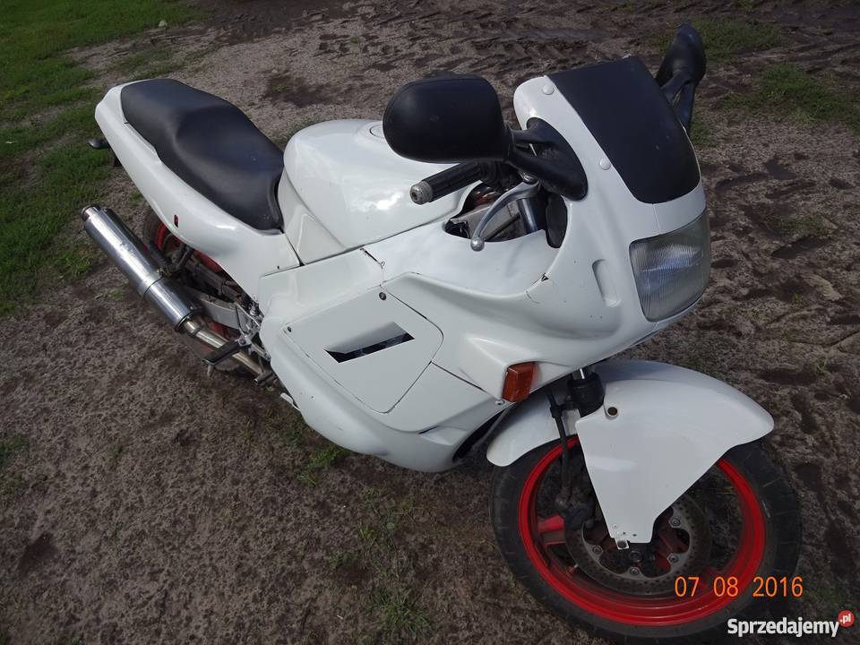 HONDA CBR Jeniniec