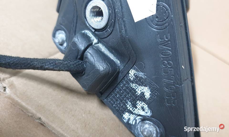 Lusterko lewe SKODA SUPERB III ESTATE 3V5 Nowiny