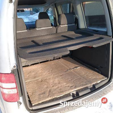 VW Caddy 2013 kupiony w polskim salonie Motoryzacja