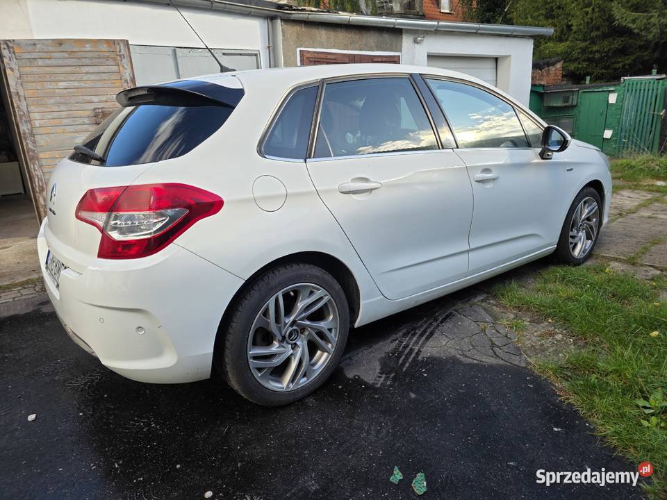 Citroen C4 16 VTi 120 benzyna wersja Exclusive sprzedam