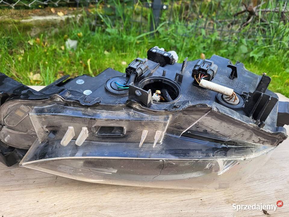 Lampa prawa reflektor Full LED Mazda 6 generacji Pobiedziska