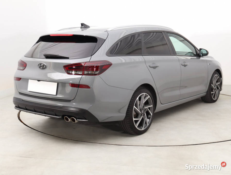 Hyundai i30 15 TGDI MHEV radio