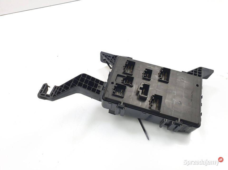 SKRZYNKA BEZPIECZNIKÓW FORD MONDEO MK3 Lipno