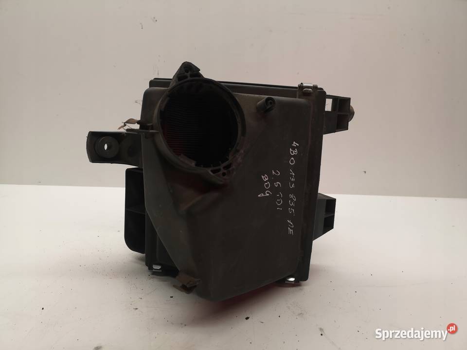 OBUDOWA FILTRA POWIETRZA AUDI A6 C5 4B0133835AE śląskie Przystajń