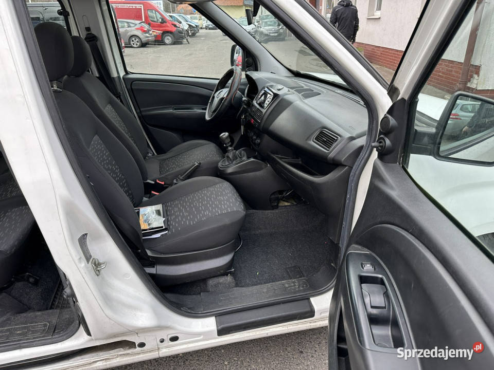 Opel Combo 20CDTI Maxi Panorama Klima Kamera klimatyzacja Syców