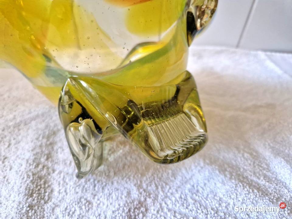 Szklany koszyczek dekoracyjny z kolorowego szkła Tarnów