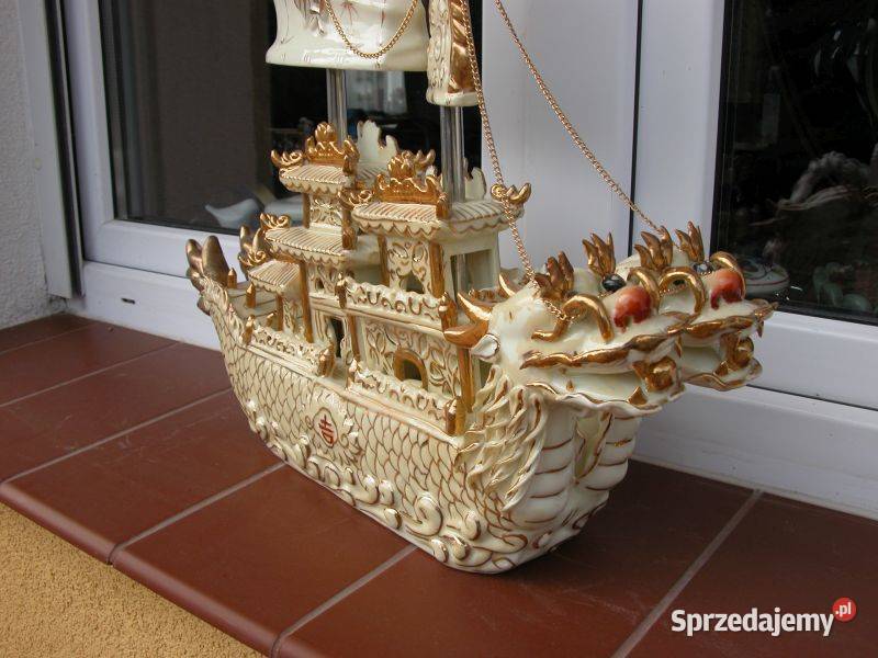 stara porcelanowa orientalna figurka Dekoracje i ozdoby