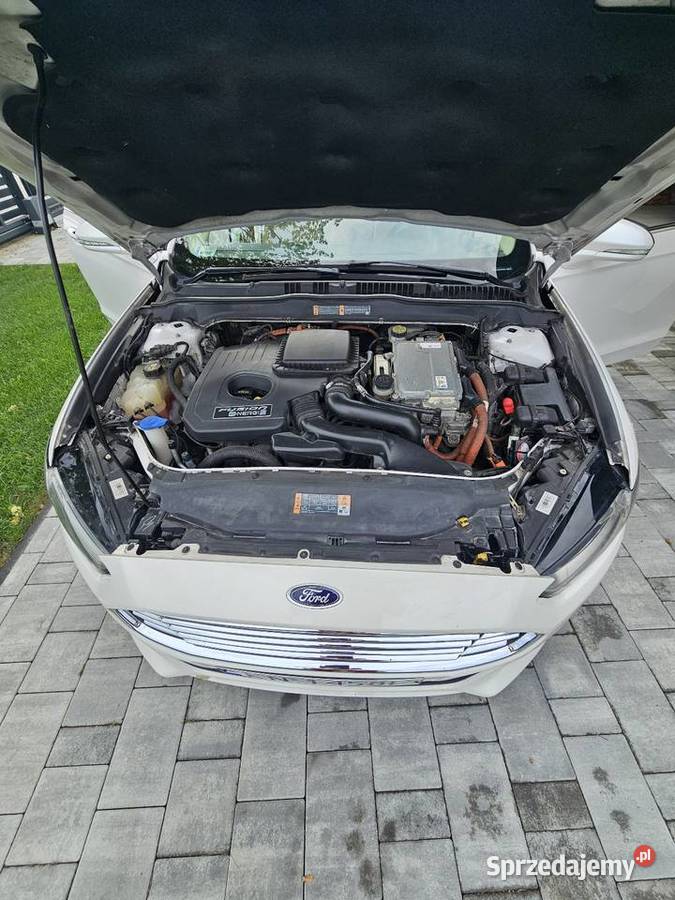 FORD FUSION HYBRYD PLUGIN Sedan / Limuzyna Nowy Sącz sprzedam