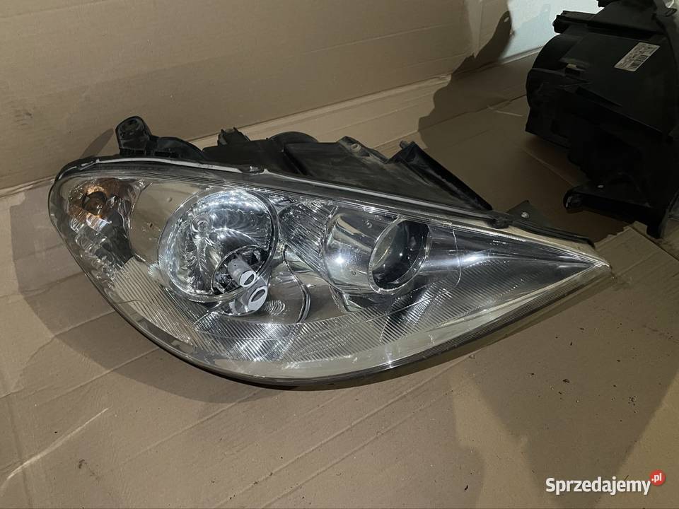 Reflektor lampa przód ksenon lewa prawa peugeot osobowe Szczecin
