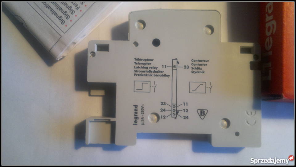 Styk pomocniczy Legrand 040 85 lexic 250V 5A