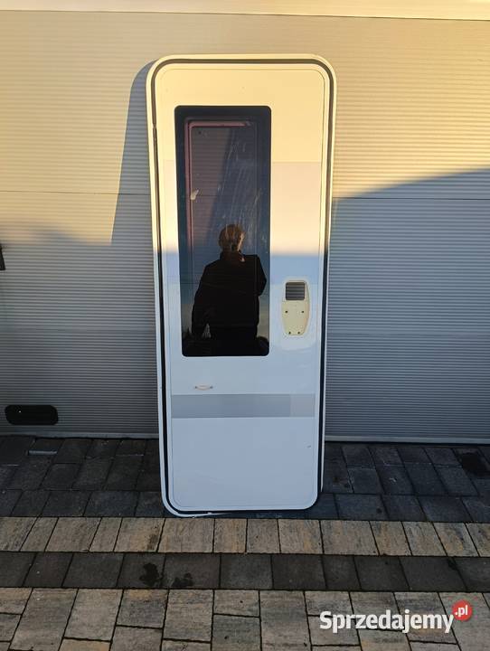 Drzwi do przyczepy kempingowej Adria 1715 x 615 Odrowążek sprzedam