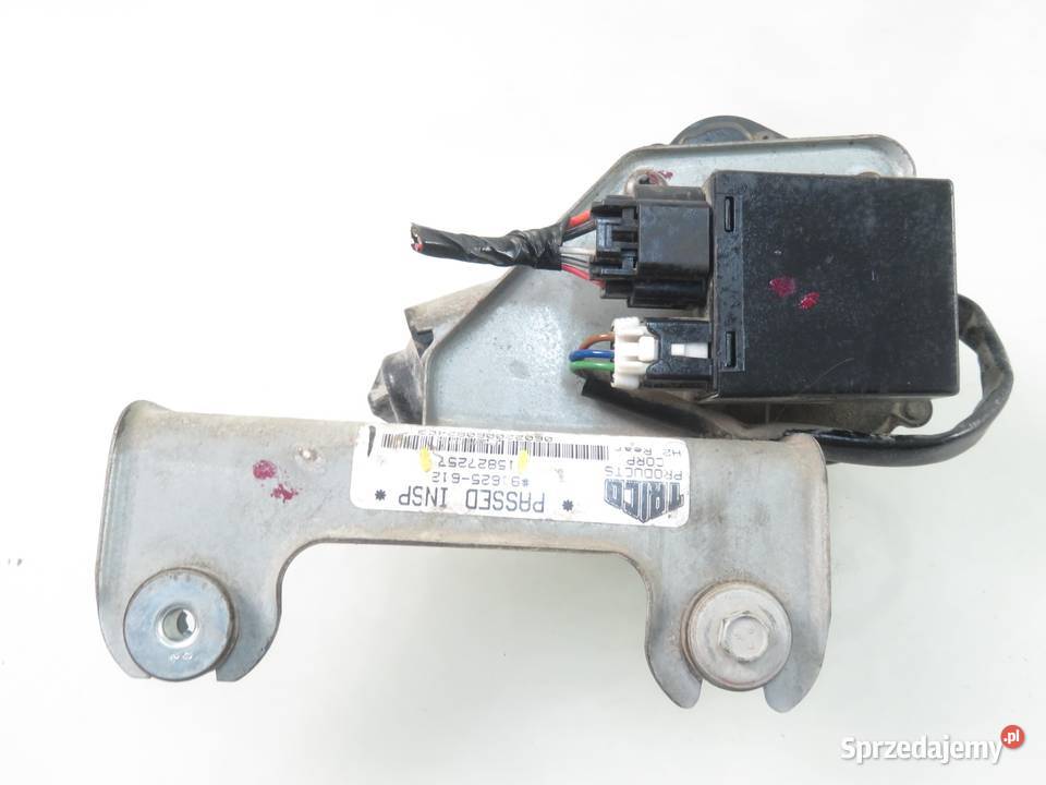 SILNICZEK WYCIERACZKI TYŁ HUMMER H2 15827257