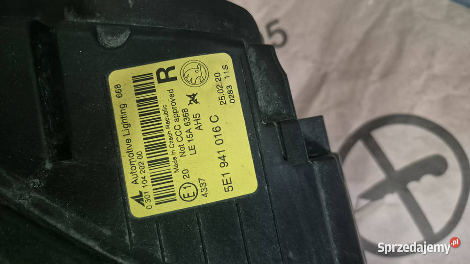 Skoda Octavia 3 III Lift prawy przód oryginał